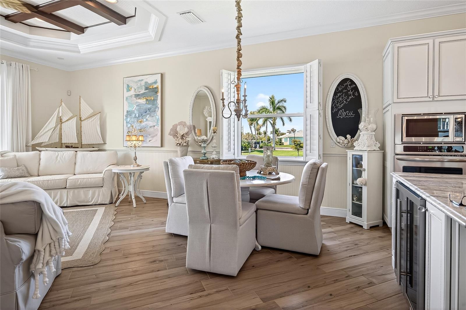 CORAL CAYE - Residential