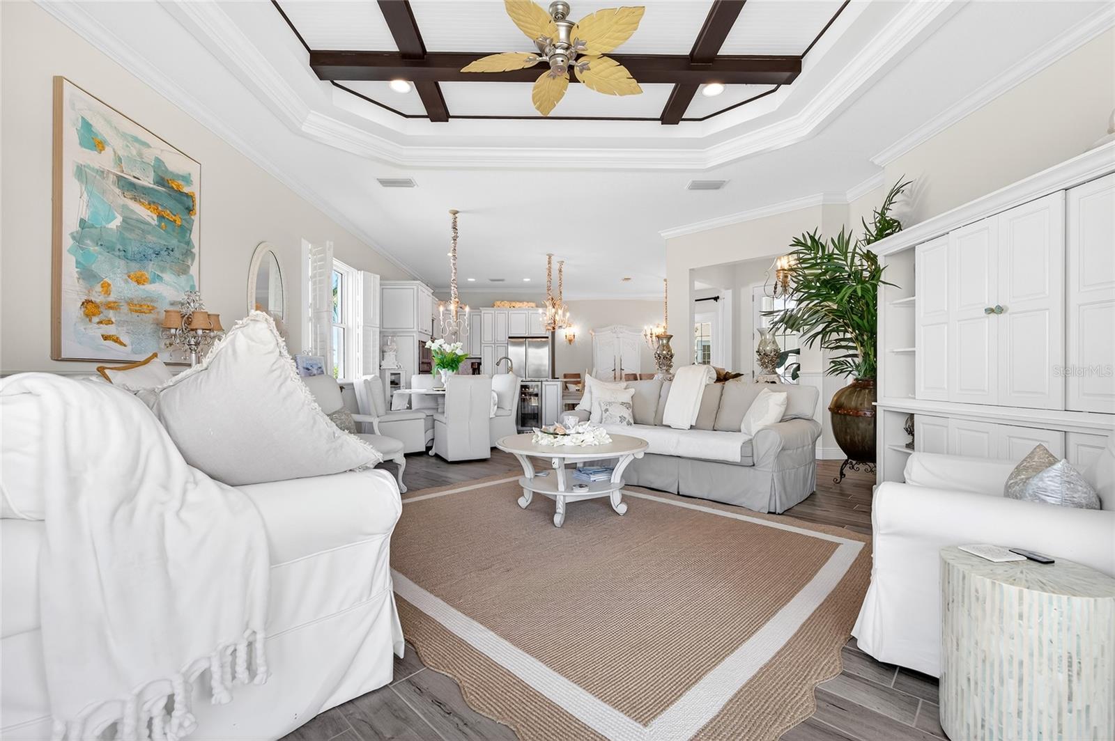 CORAL CAYE - Residential