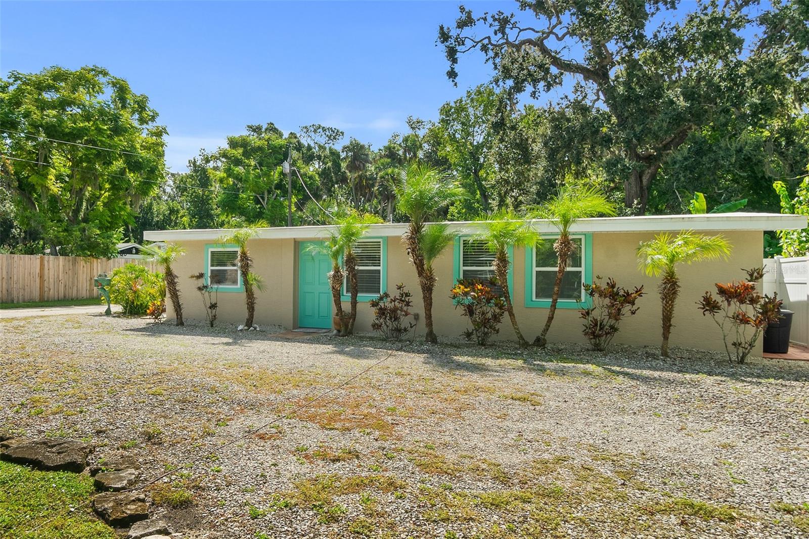 PLANTATION ACRES - Residential