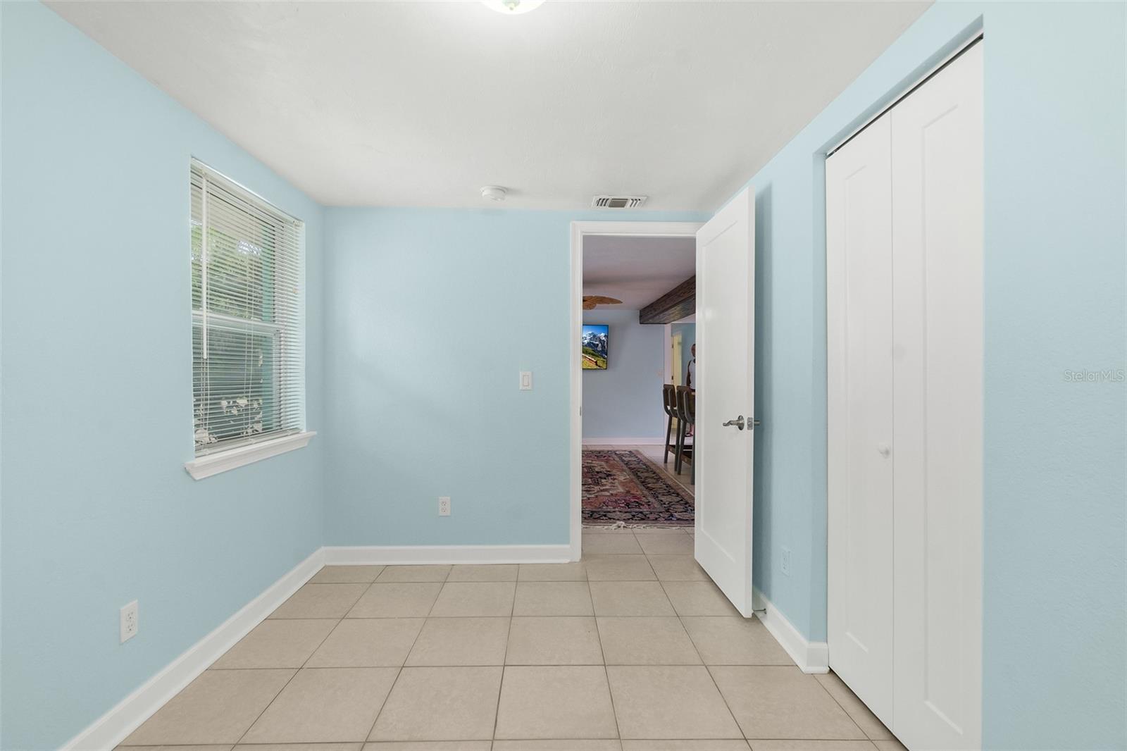 PLANTATION ACRES - Residential
