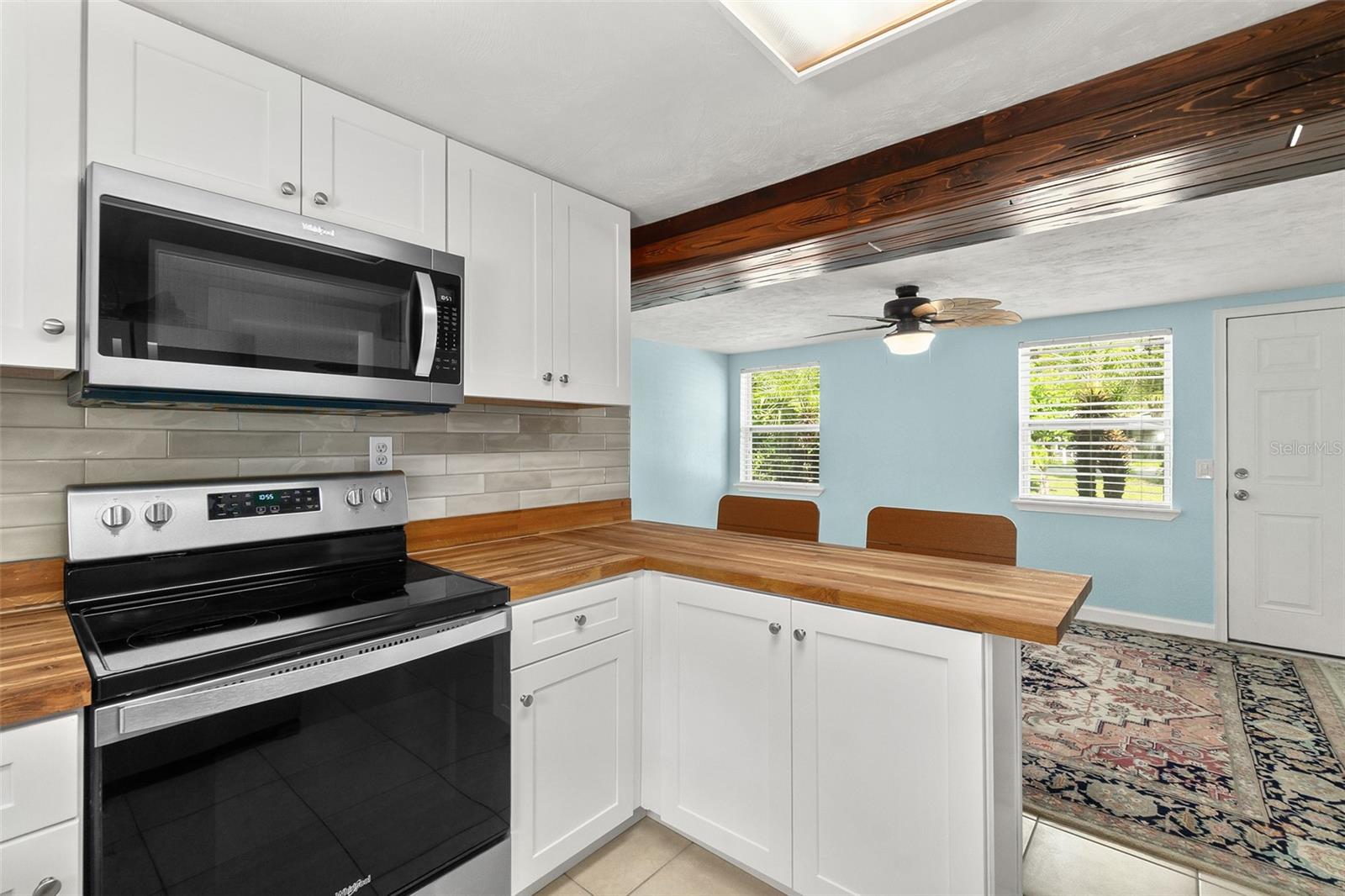 PLANTATION ACRES - Residential