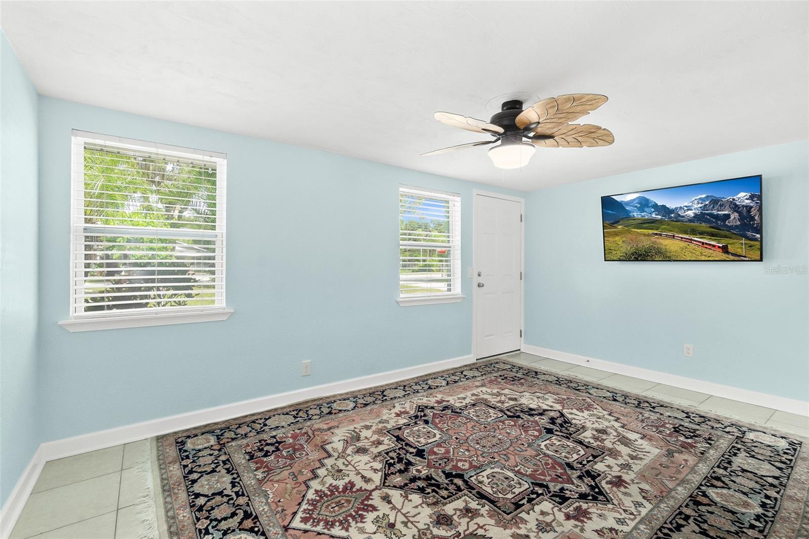 PLANTATION ACRES - Residential