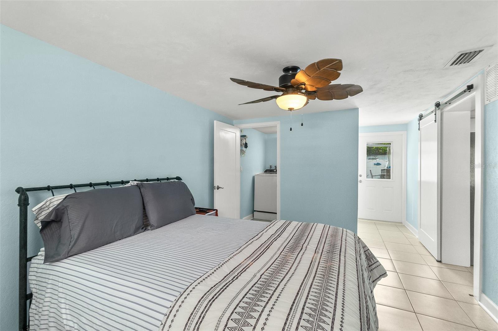 PLANTATION ACRES - Residential