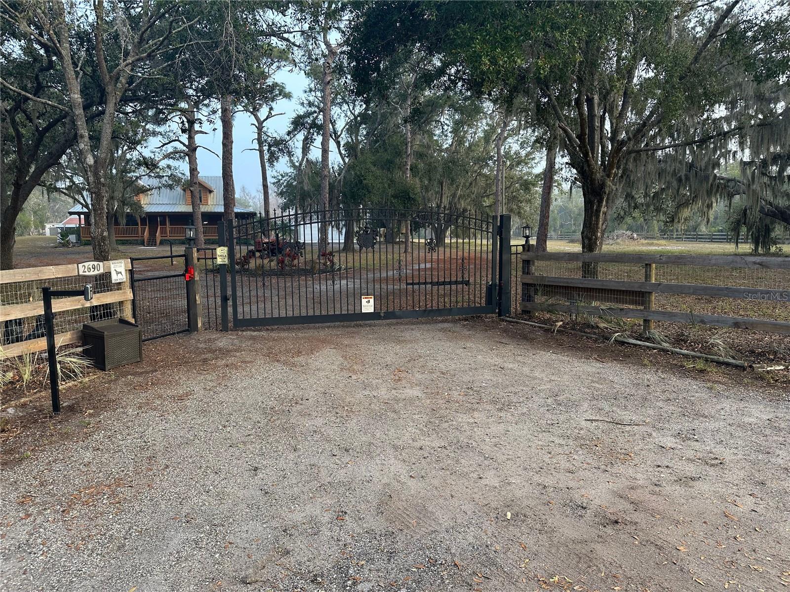 ACREAGE & UNREC - Residential