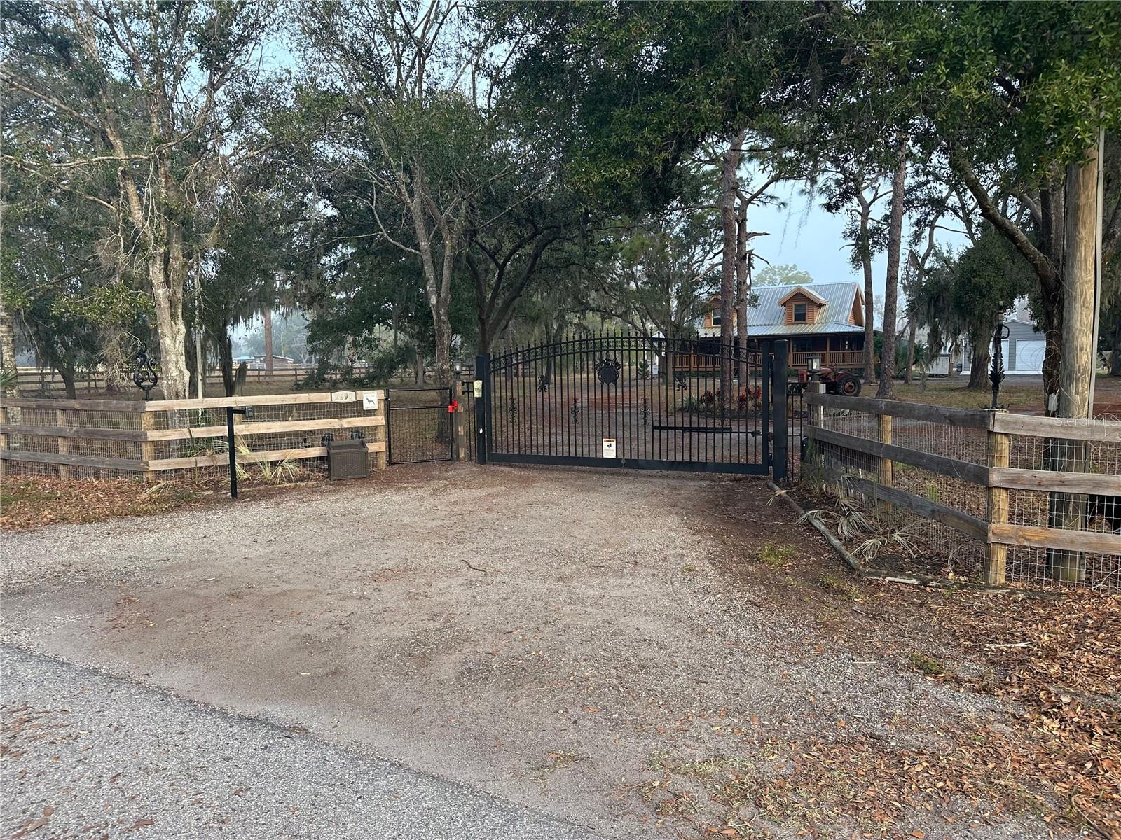 ACREAGE & UNREC - Residential