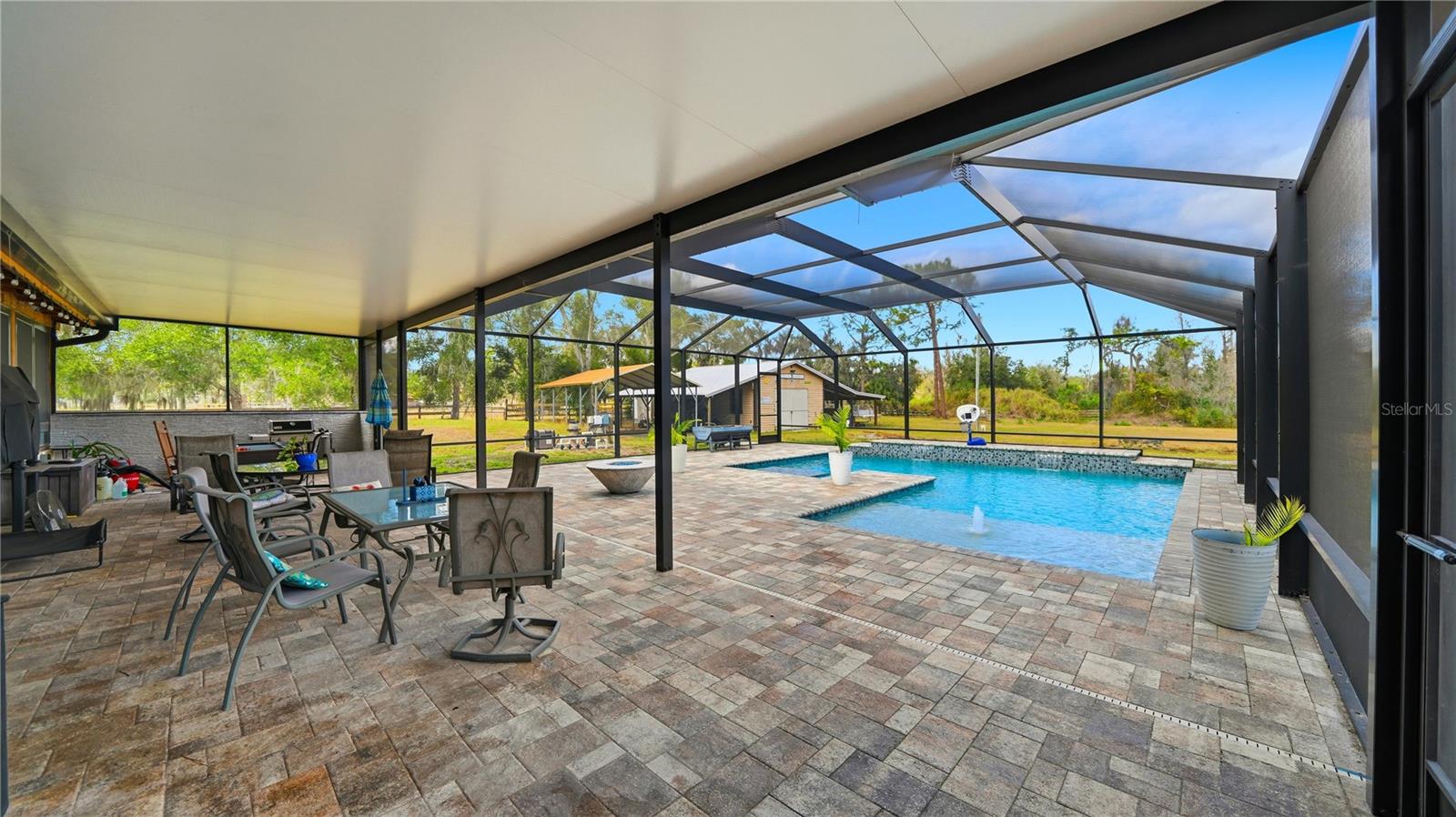 ACREAGE & UNREC - Residential