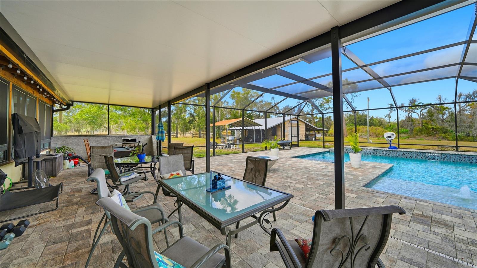 ACREAGE & UNREC - Residential