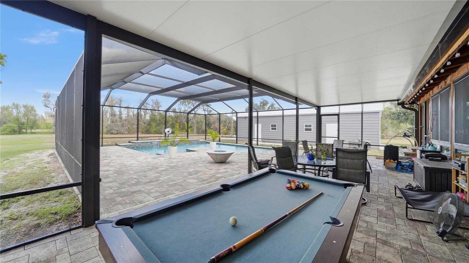 ACREAGE & UNREC - Residential