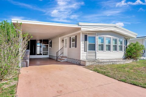 Photo of 808 53rd Avenue E #246, Bradenton, FL 34203 (MLS # A4684987)