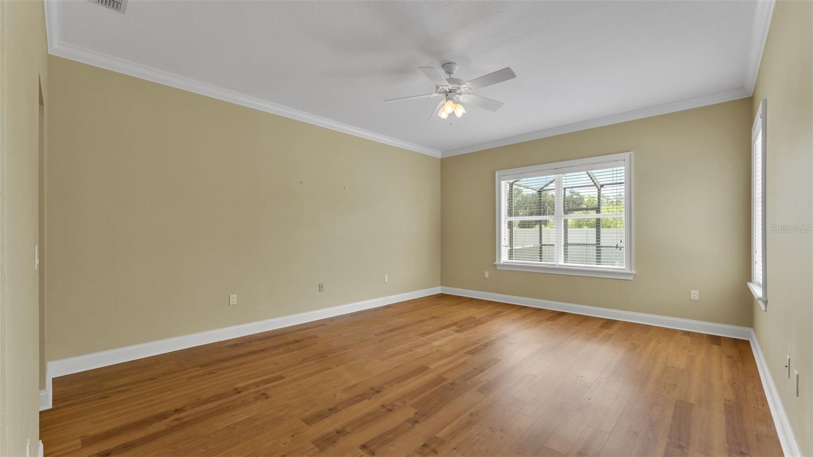 AMANDA OAKS - Residential