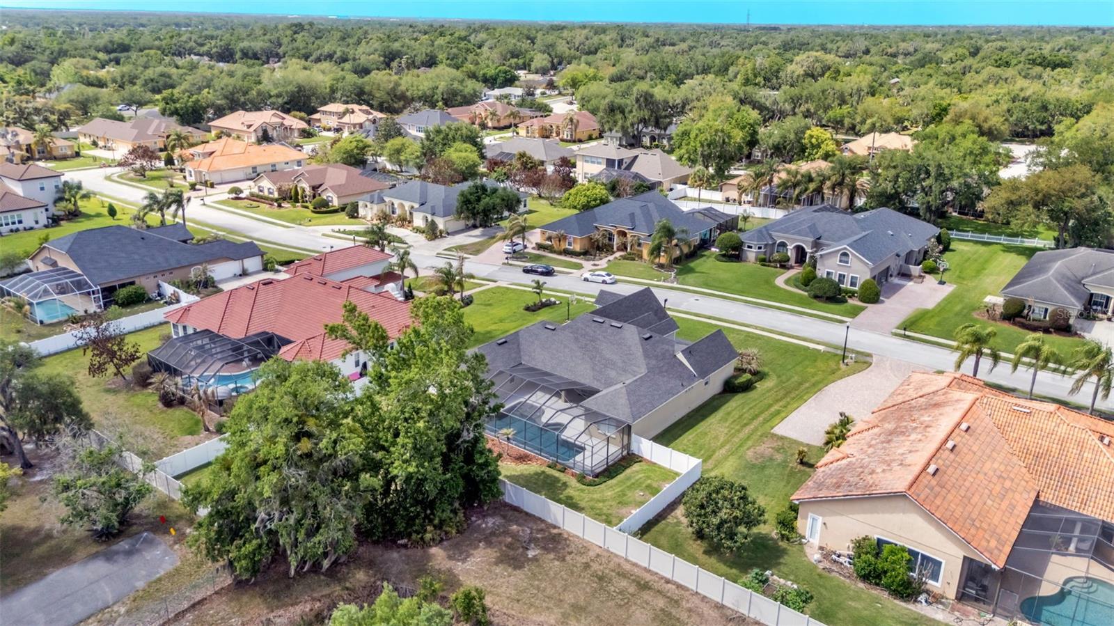 AMANDA OAKS - Residential