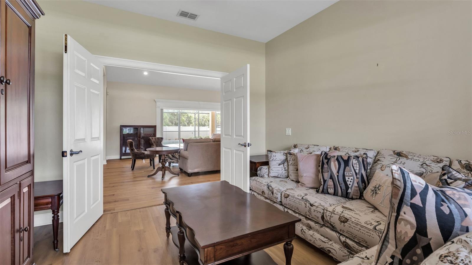 AMANDA OAKS - Residential