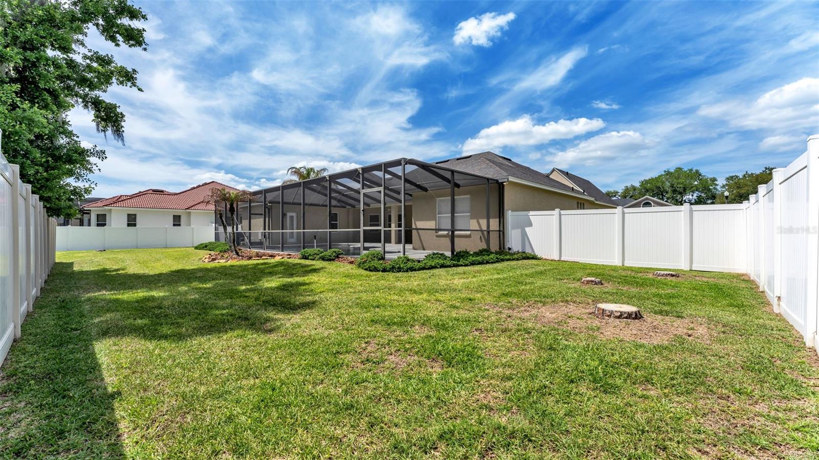 AMANDA OAKS - Residential