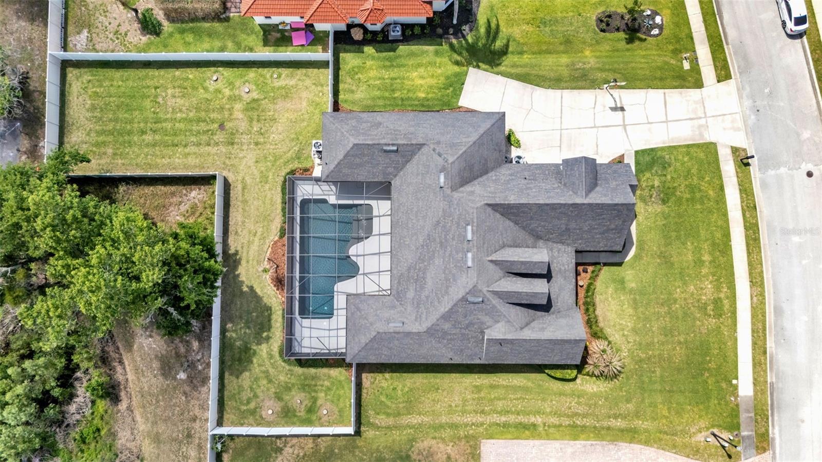 AMANDA OAKS - Residential