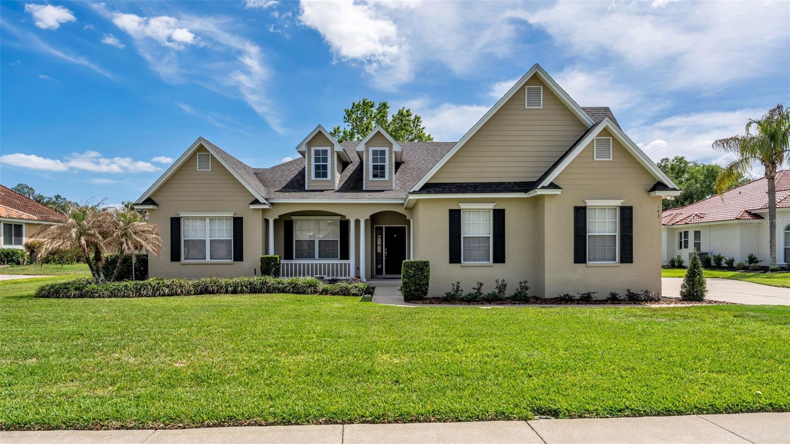 AMANDA OAKS - Residential