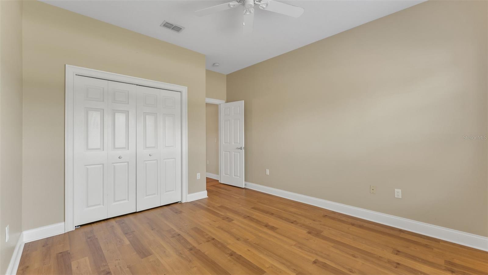 AMANDA OAKS - Residential
