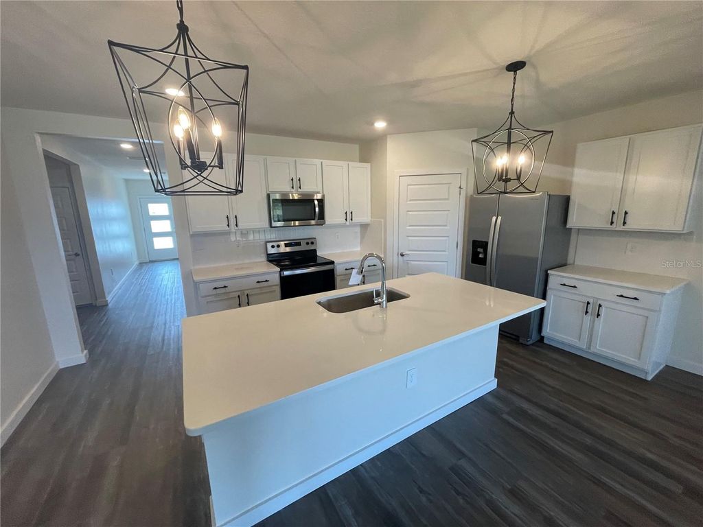 Photo of 17205 Barnwood Place, Bradenton, FL 34211 (MLS # TB8407919)