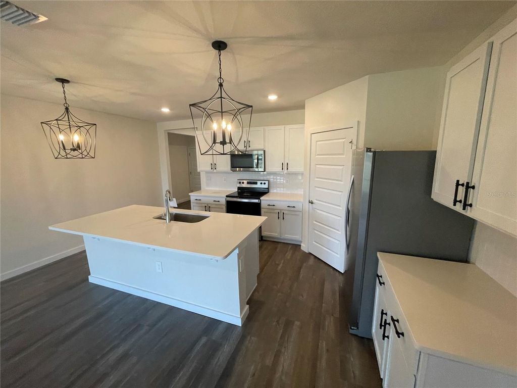 Photo of 17205 Barnwood Place, Bradenton, FL 34211 (MLS # TB8407919)