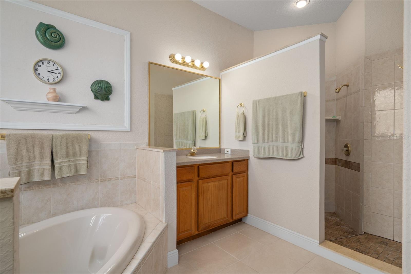 PRESERVE AT LAKE THOMAS 02 - Residential