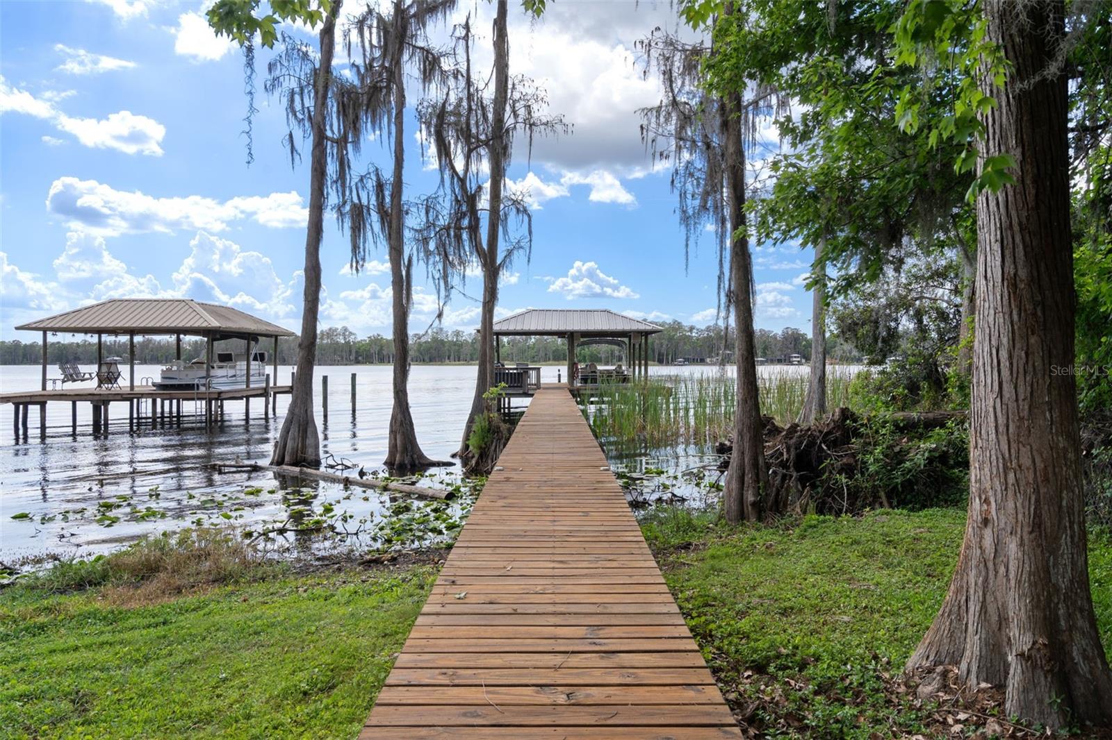 PRESERVE AT LAKE THOMAS 02 - Residential