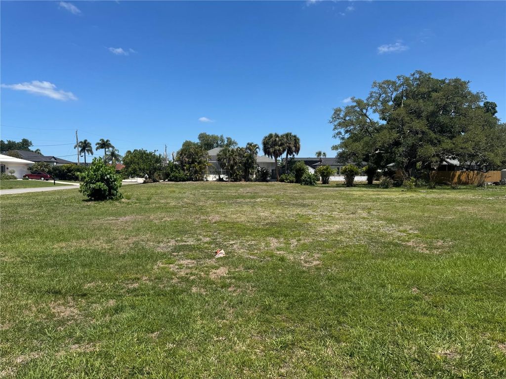 Photo of Dona Way, Nokomis, FL 34275 (MLS # C7525173)