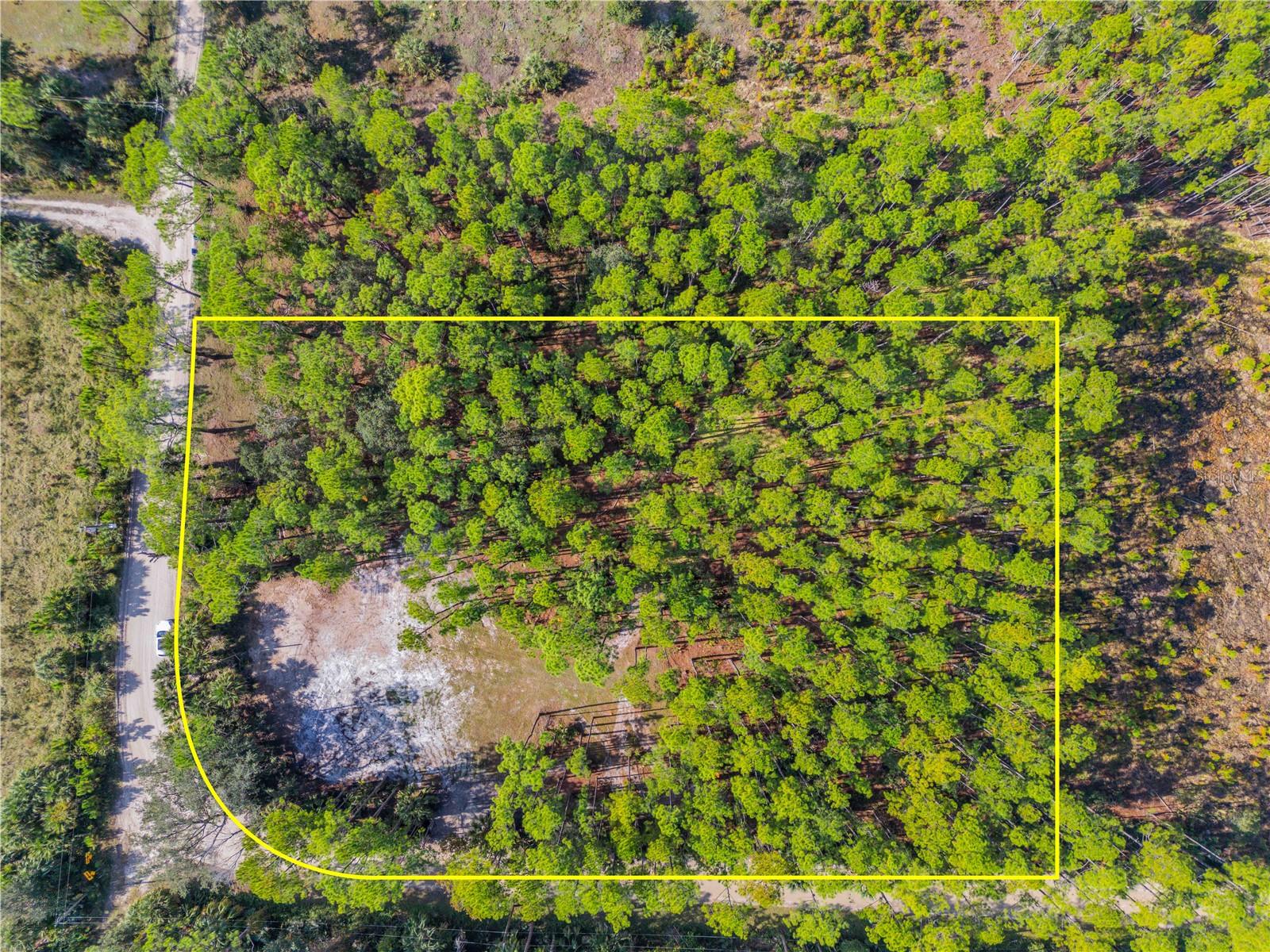 HOWE & CURRIER - Land