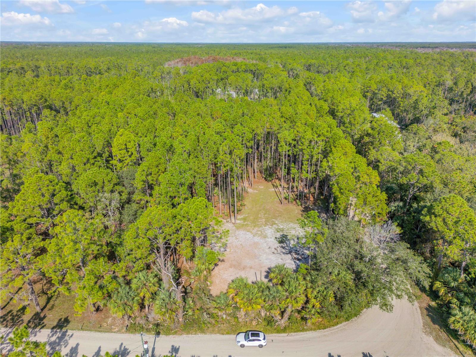 HOWE & CURRIER - Land