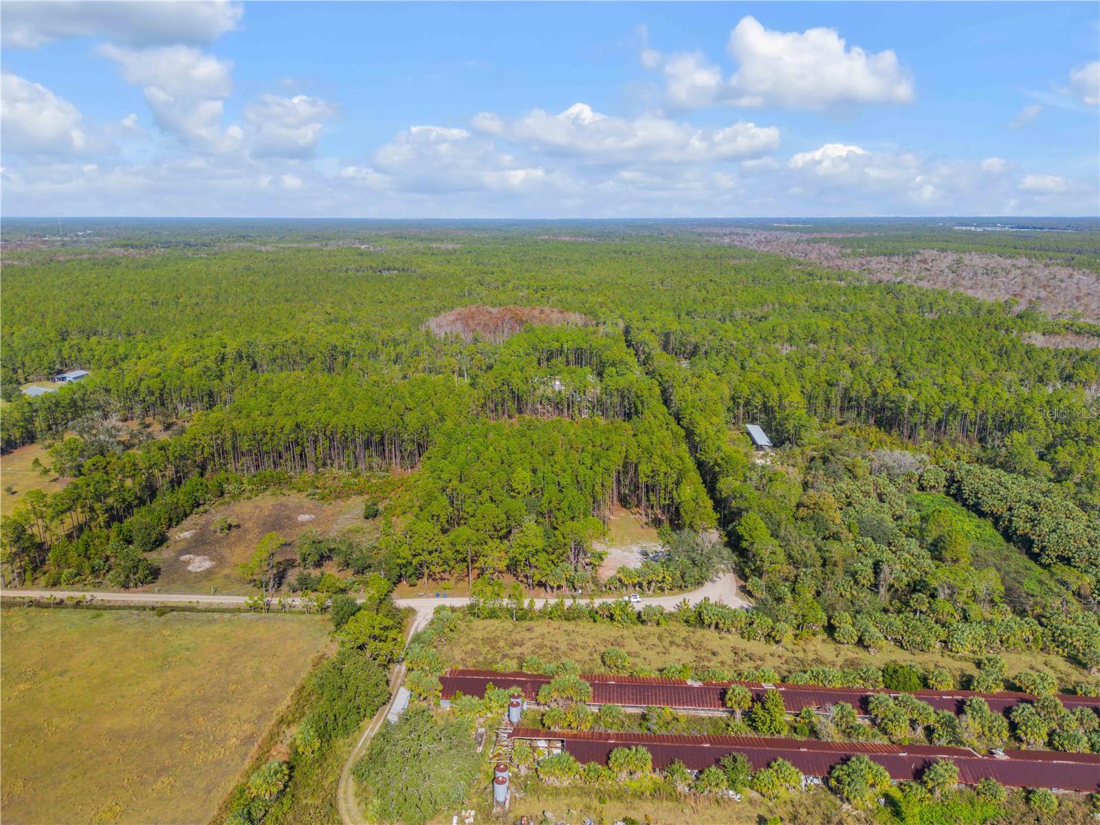 HOWE & CURRIER - Land