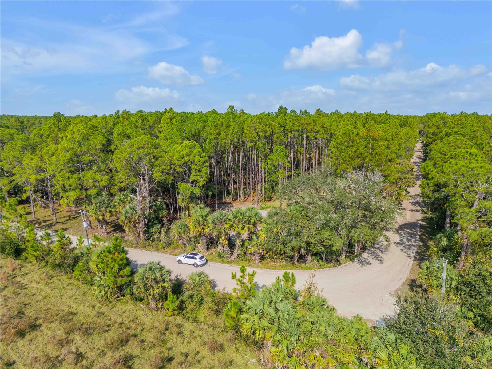 HOWE & CURRIER - Land