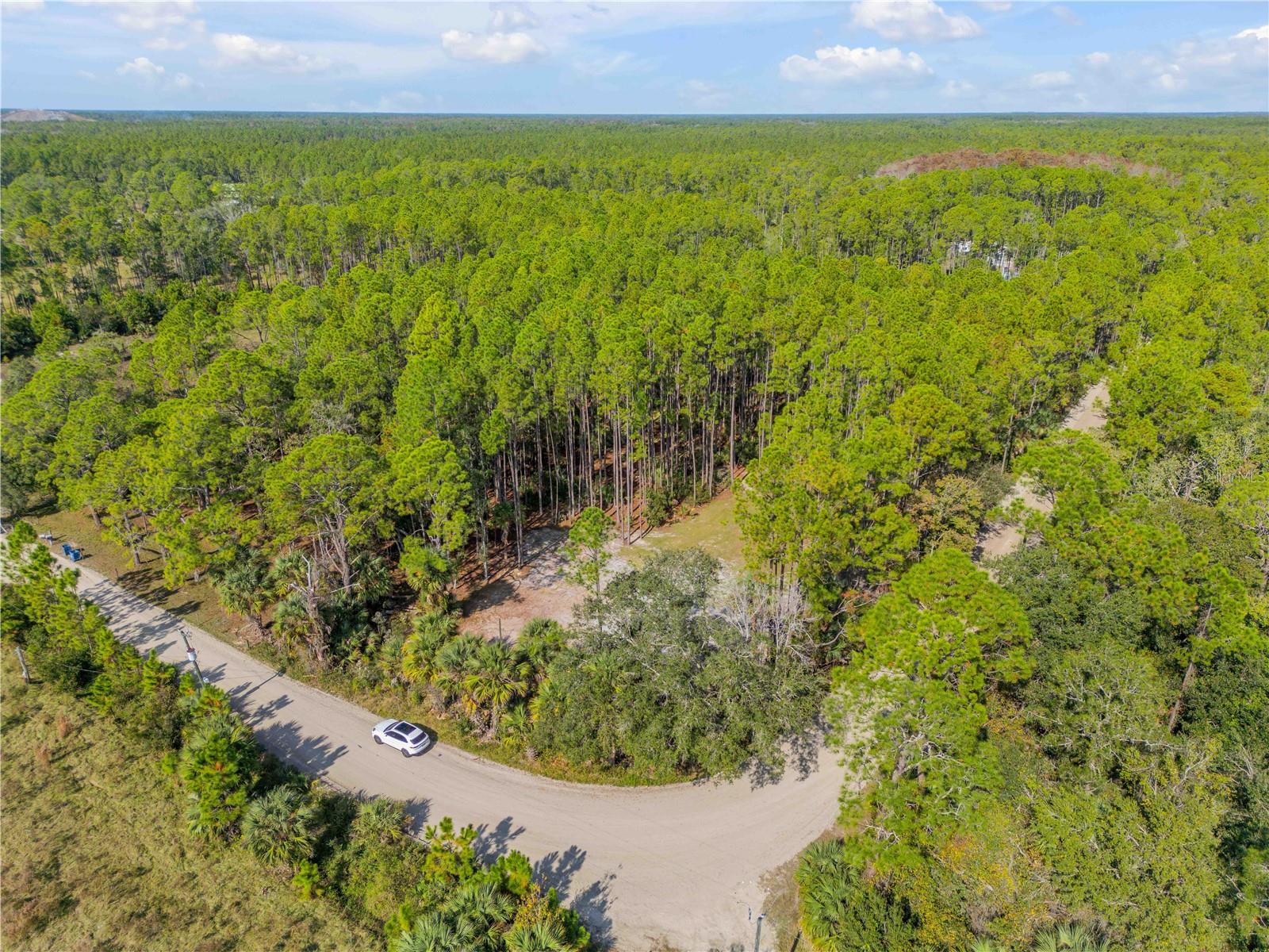 HOWE & CURRIER - Land