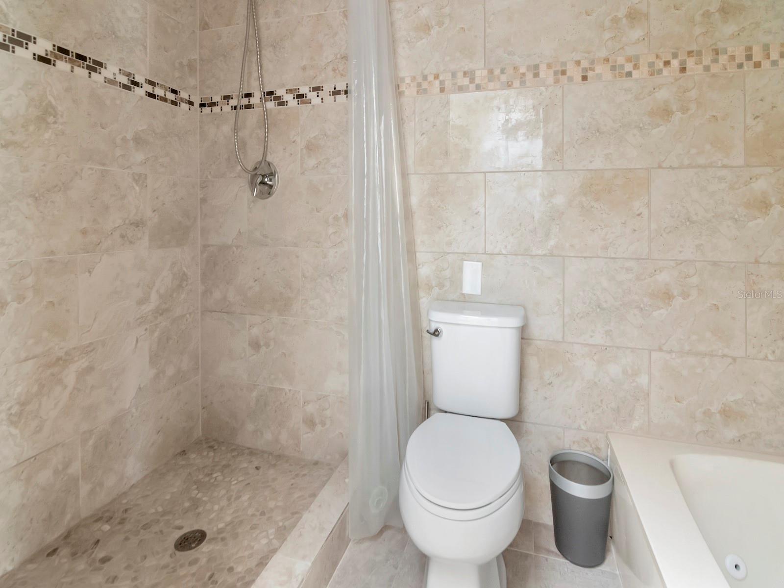 FIDDLERS GREEN - Residential