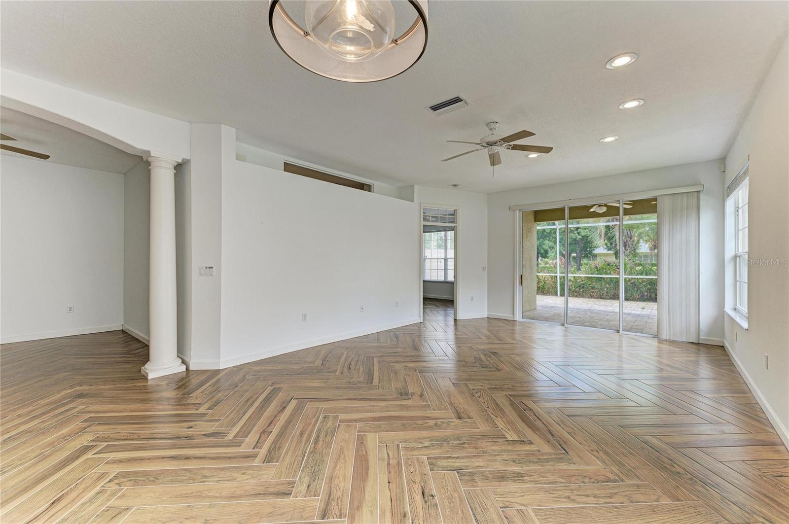 AVALON AT THE VILLAGES OF PALM-AIRE 1 - Residential