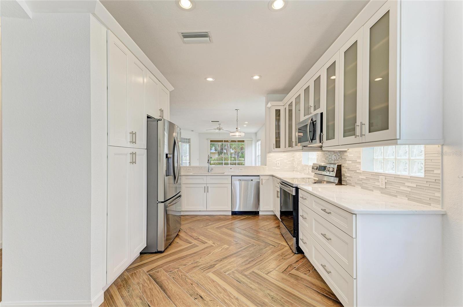 AVALON AT THE VILLAGES OF PALM-AIRE 1 - Residential