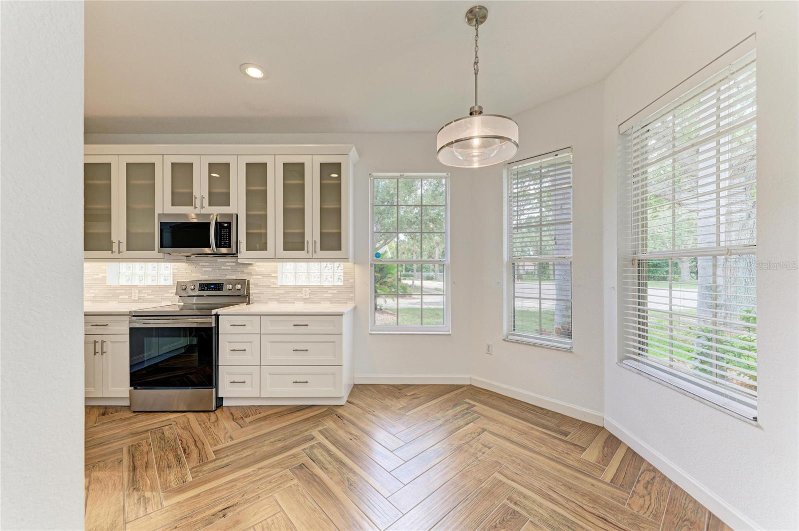 AVALON AT THE VILLAGES OF PALM-AIRE 1 - Residential