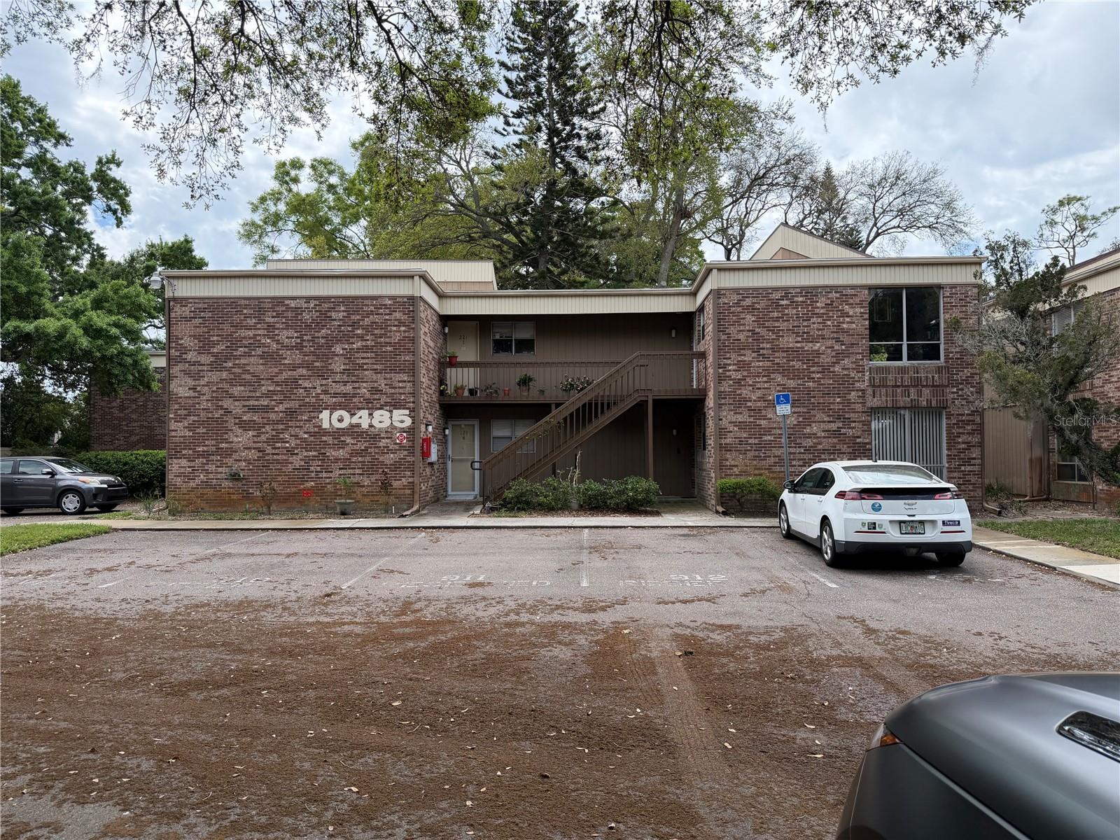 CARROLLBROOK LAKESIDE CONDOMIN - Residential