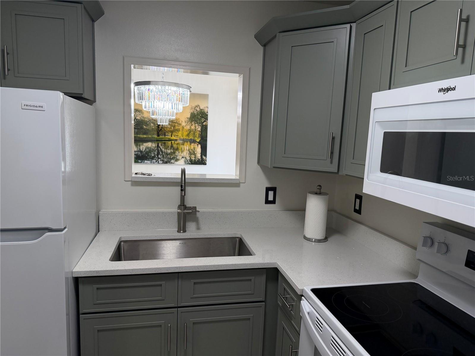 CARROLLBROOK LAKESIDE CONDOMIN - Residential