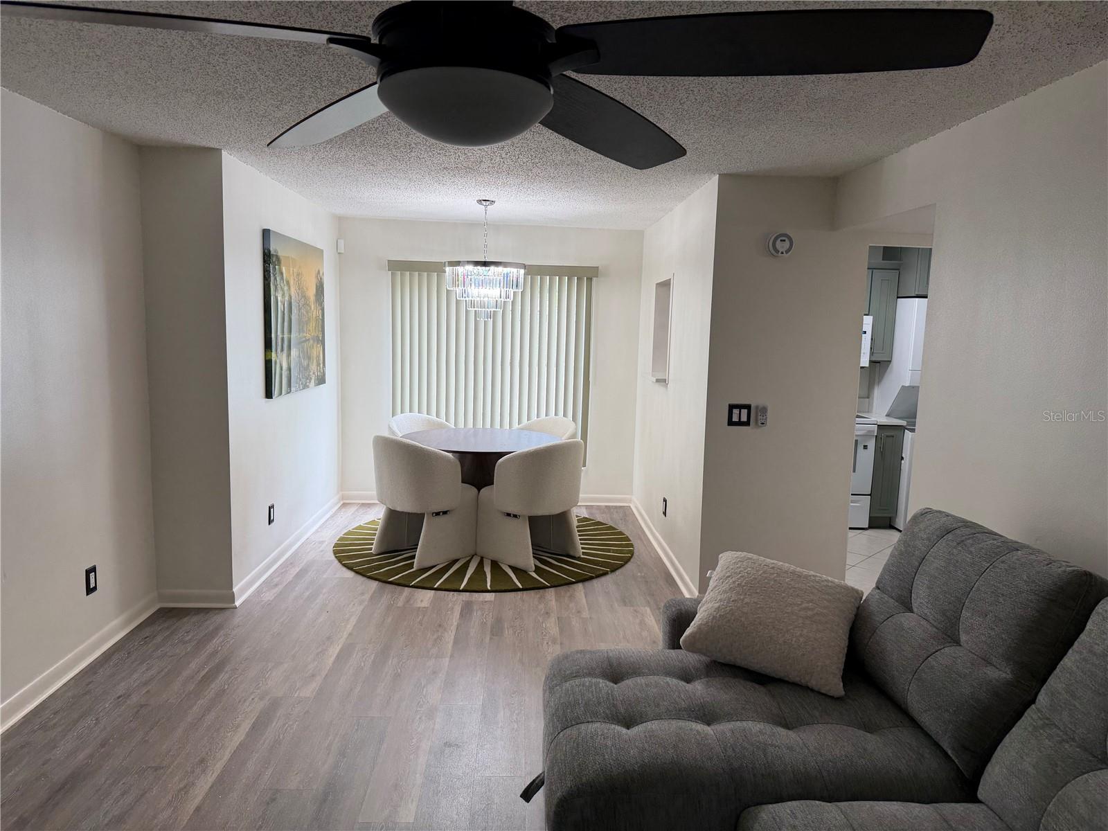 CARROLLBROOK LAKESIDE CONDOMIN - Residential