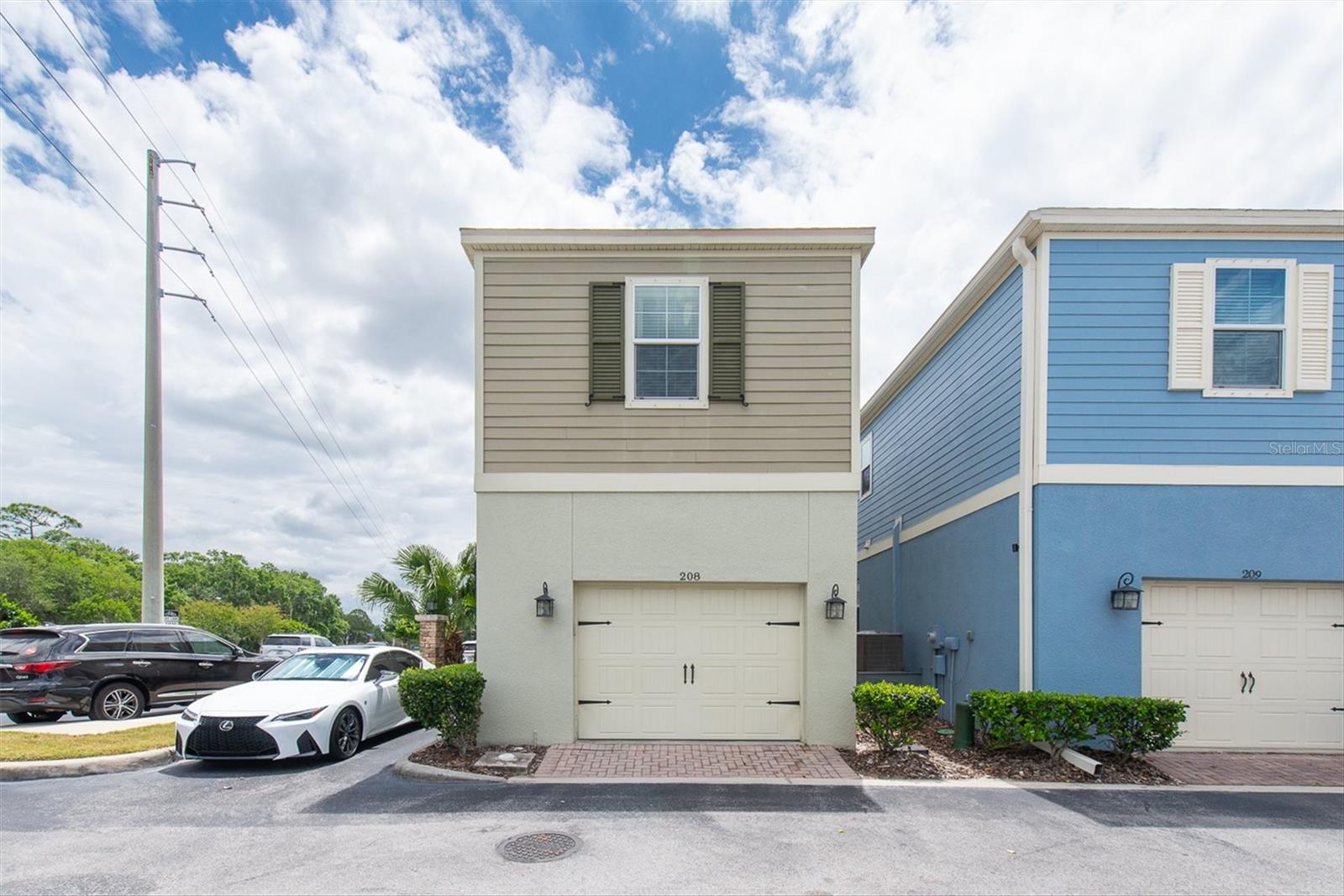 HAYES PARK VILLAGE - Residential