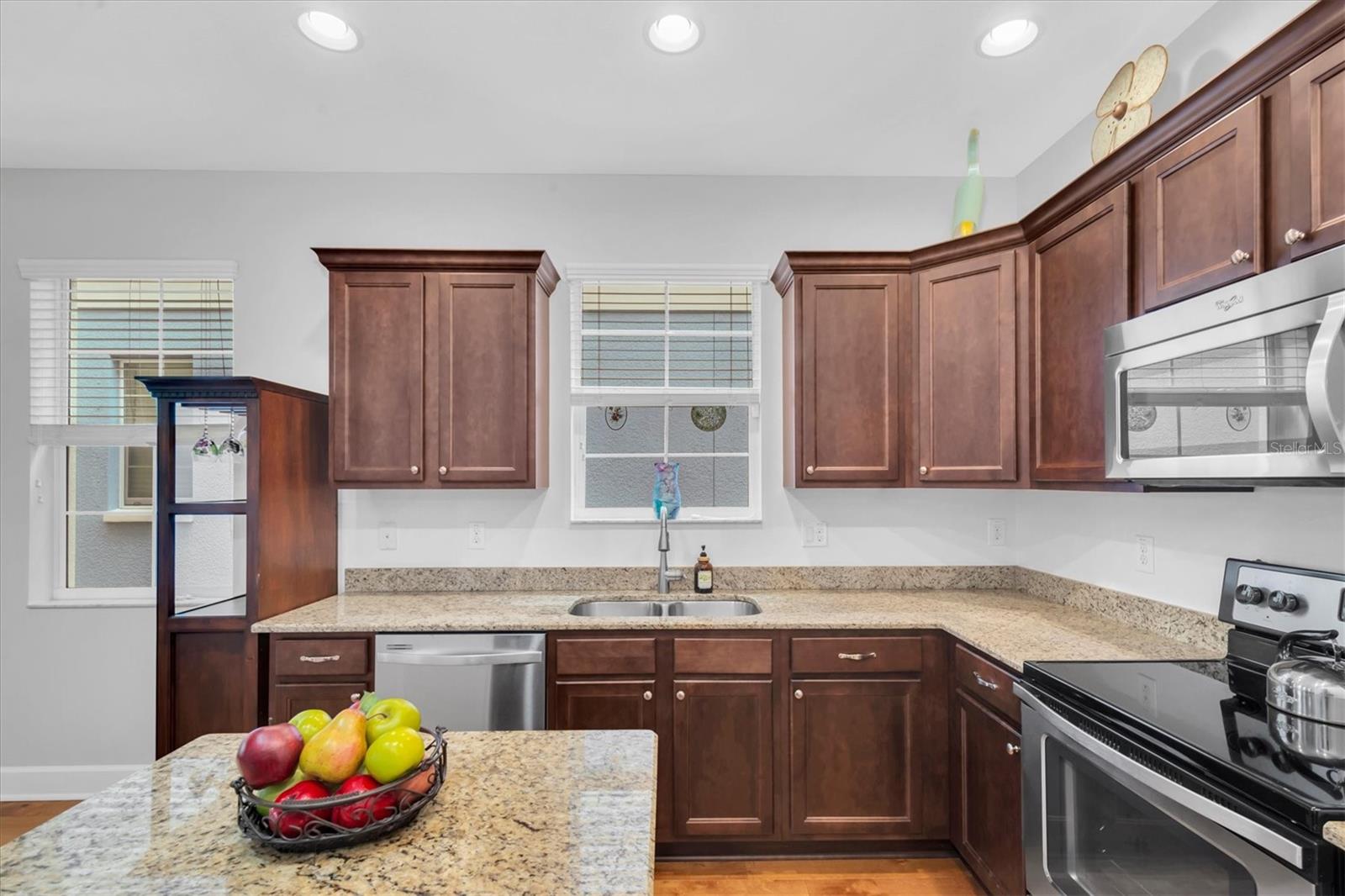 HAYES PARK VILLAGE - Residential