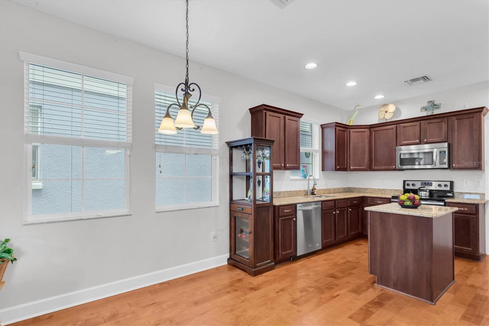 HAYES PARK VILLAGE - Residential