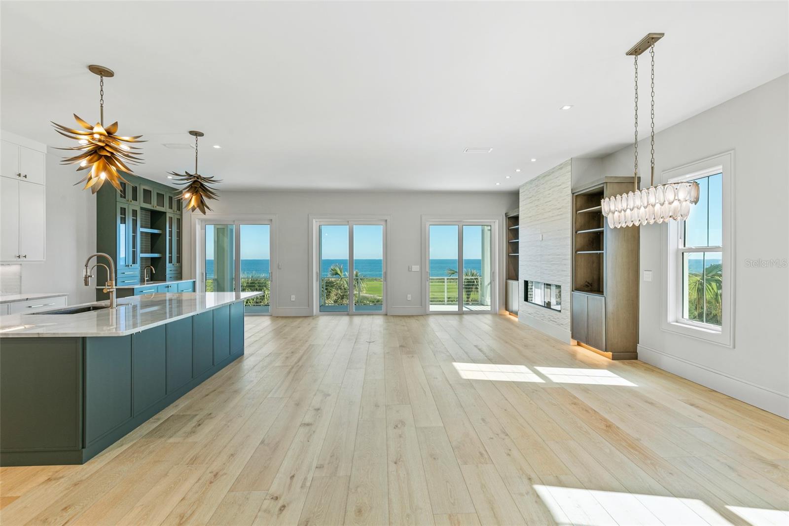 NORTHSHORE .04 - Residential