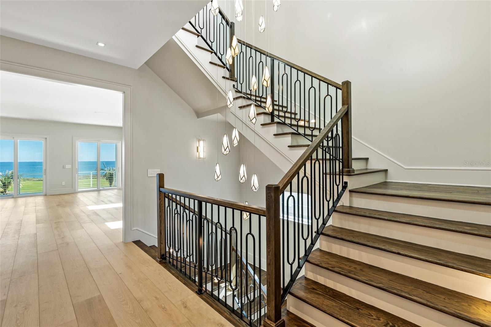 NORTHSHORE .04 - Residential