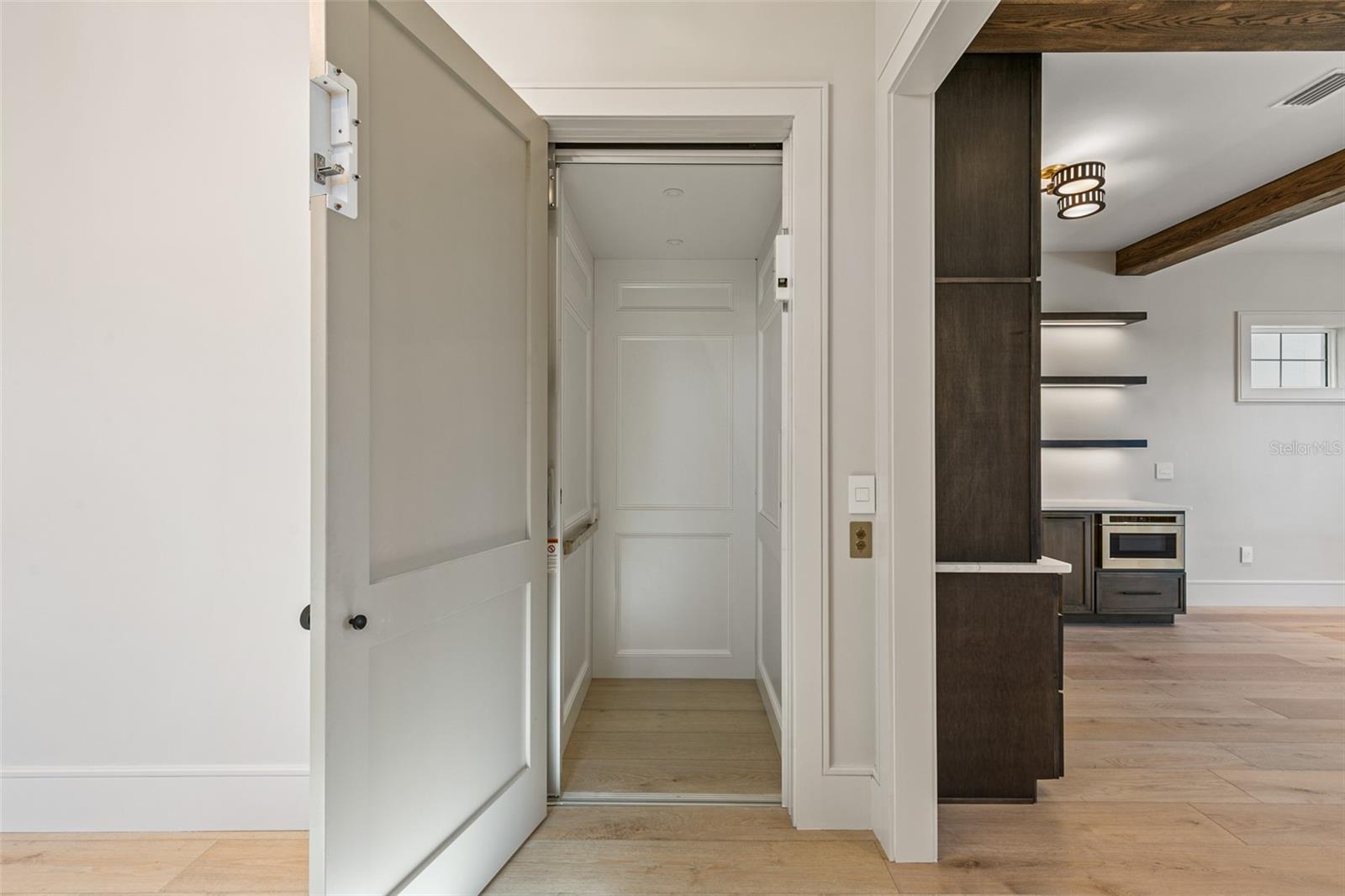 NORTHSHORE .04 - Residential