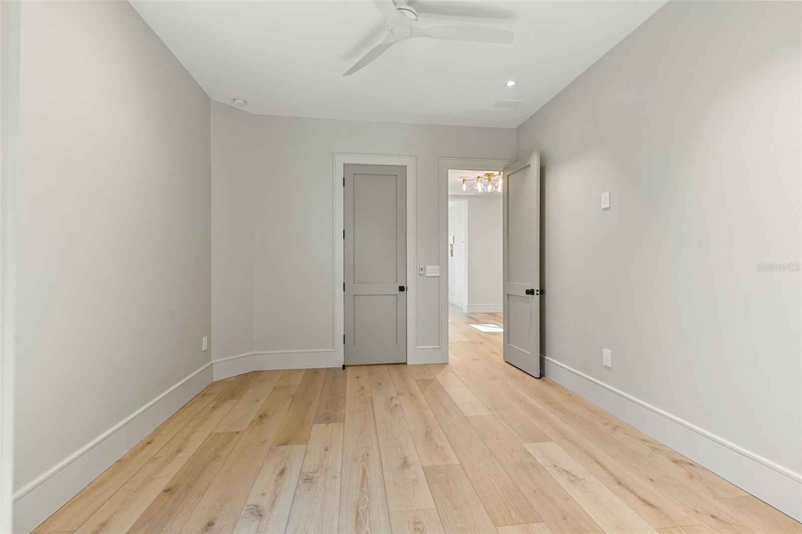 NORTHSHORE .04 - Residential