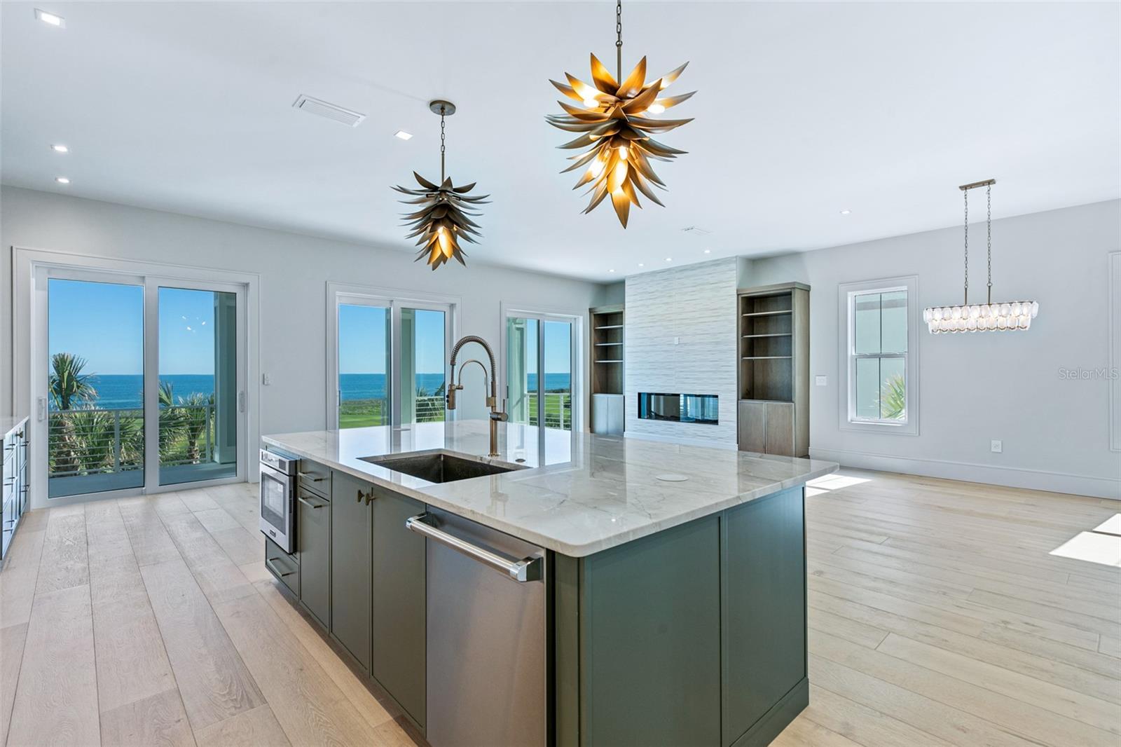 NORTHSHORE .04 - Residential