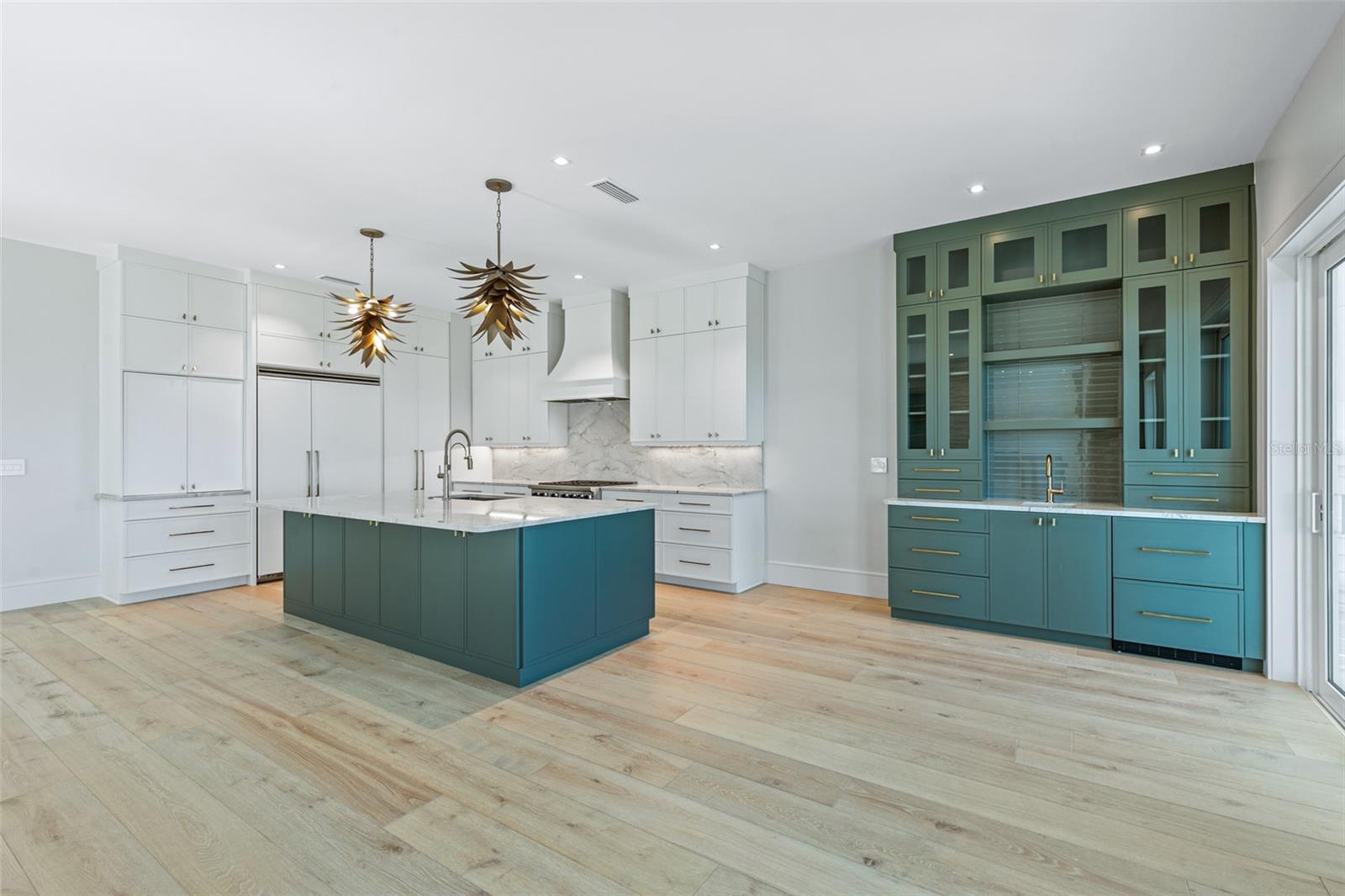 NORTHSHORE .04 - Residential