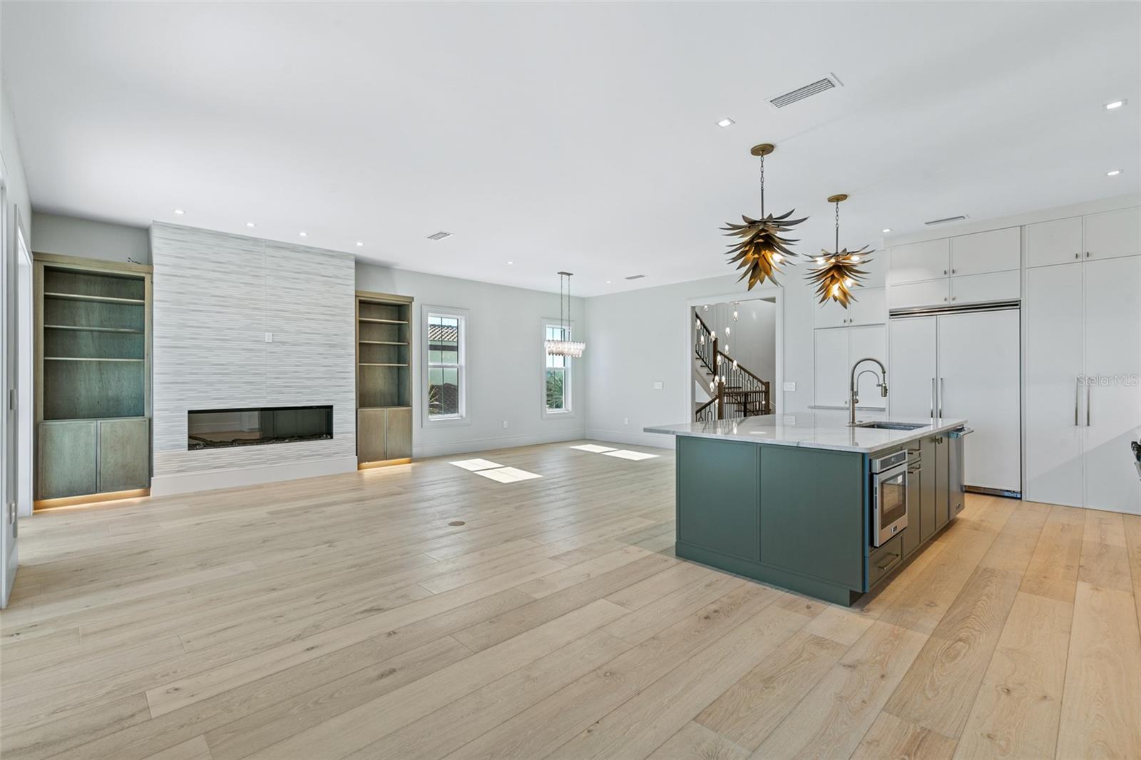 NORTHSHORE .04 - Residential