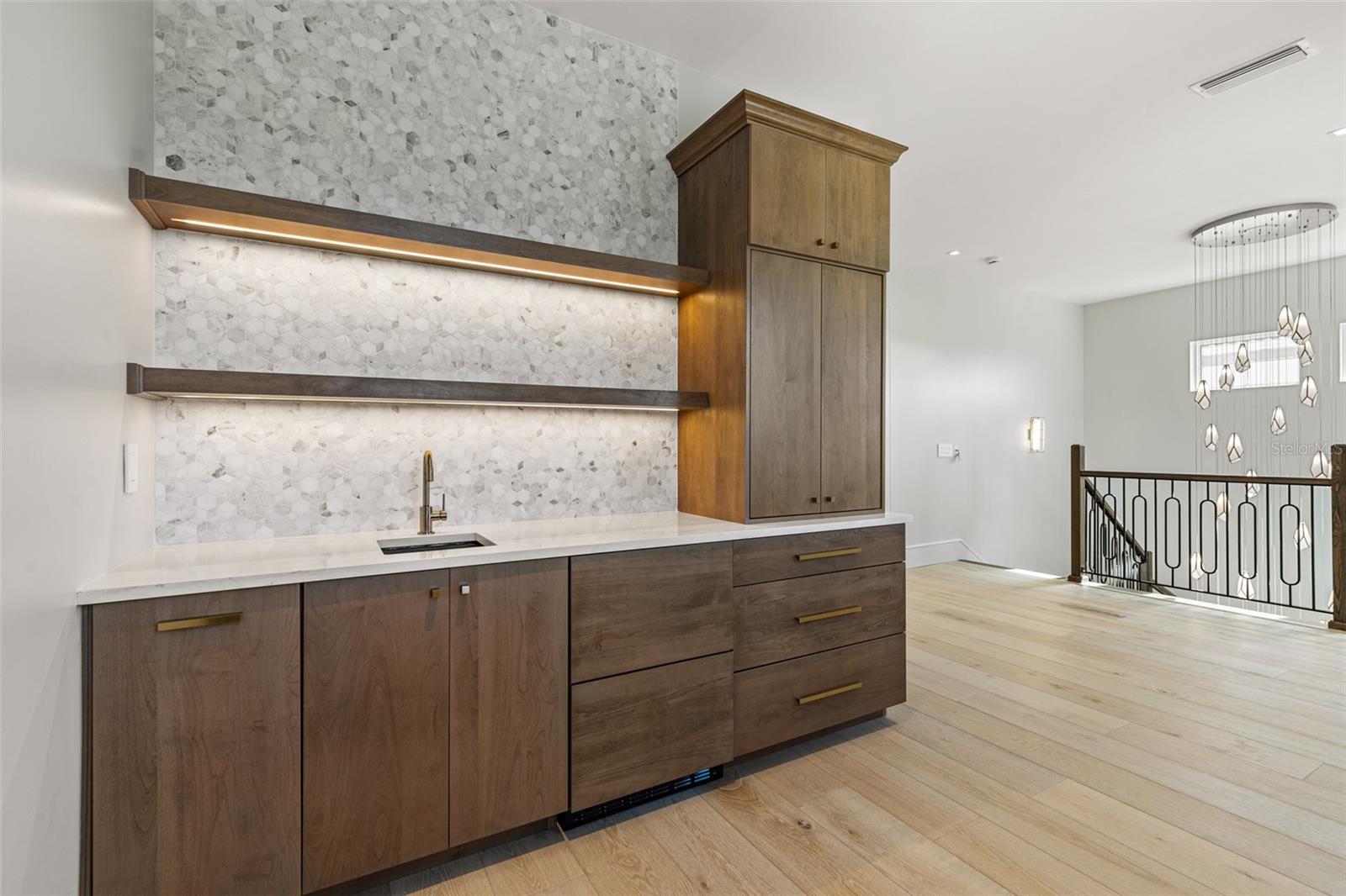 NORTHSHORE .04 - Residential