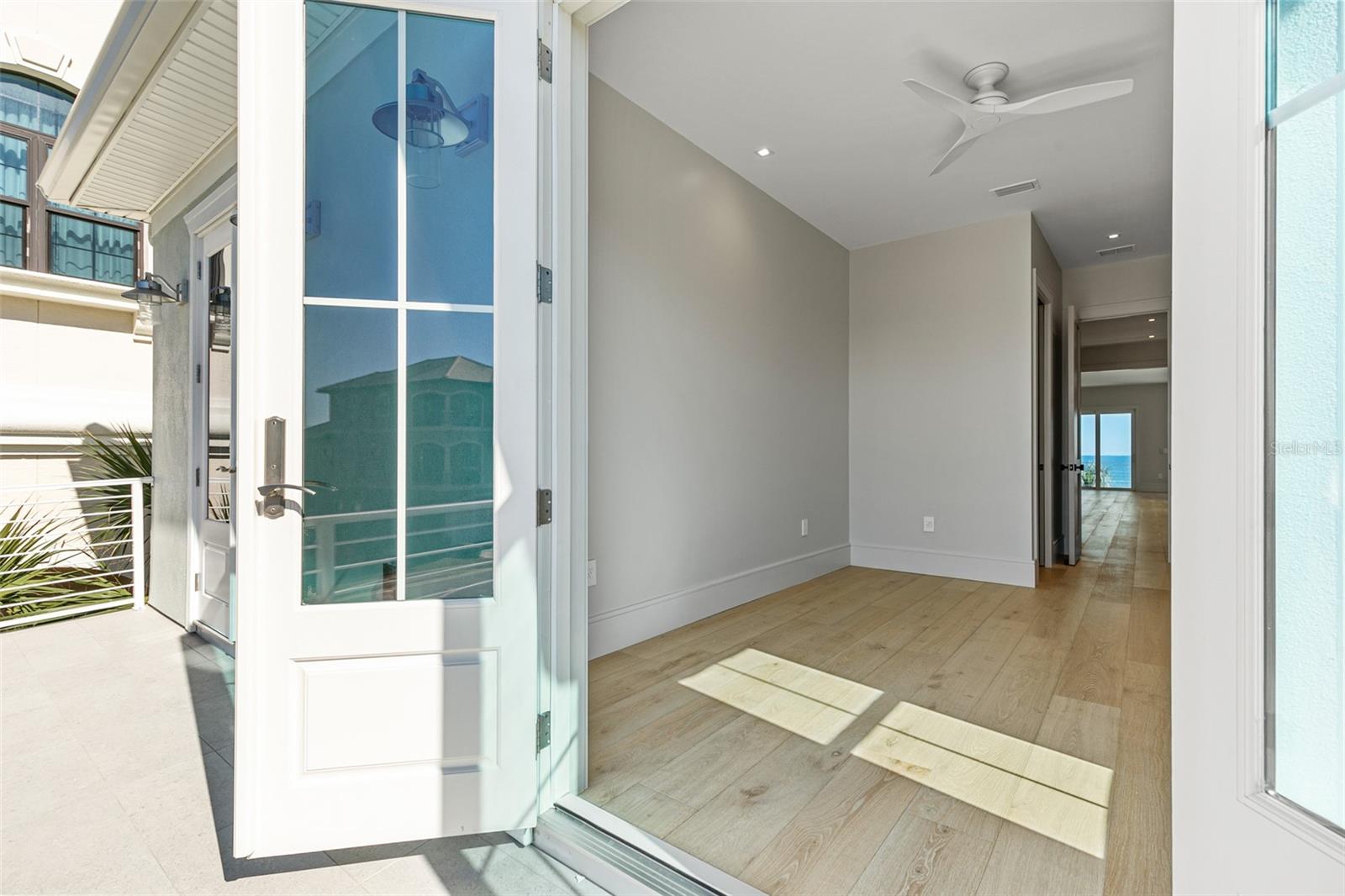 NORTHSHORE .04 - Residential