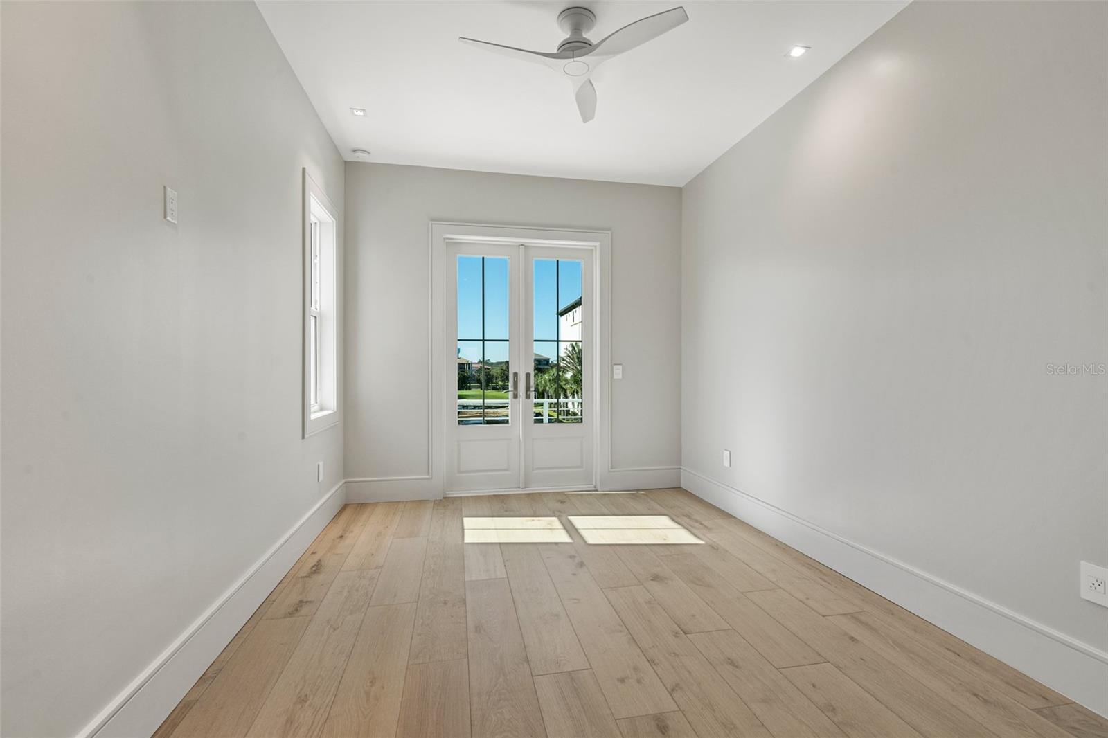 NORTHSHORE .04 - Residential